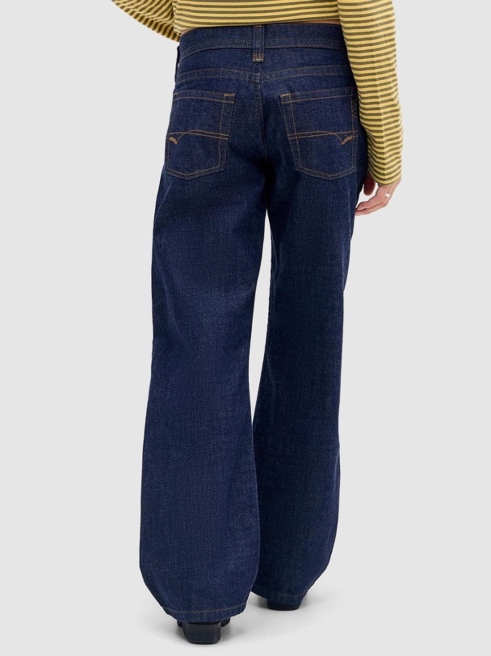 NWT BDG Kayla Lowrider Low Rise Denim Jeans Dark Blue Baggy Wide Leg Size 30 - Picture 2 of 9